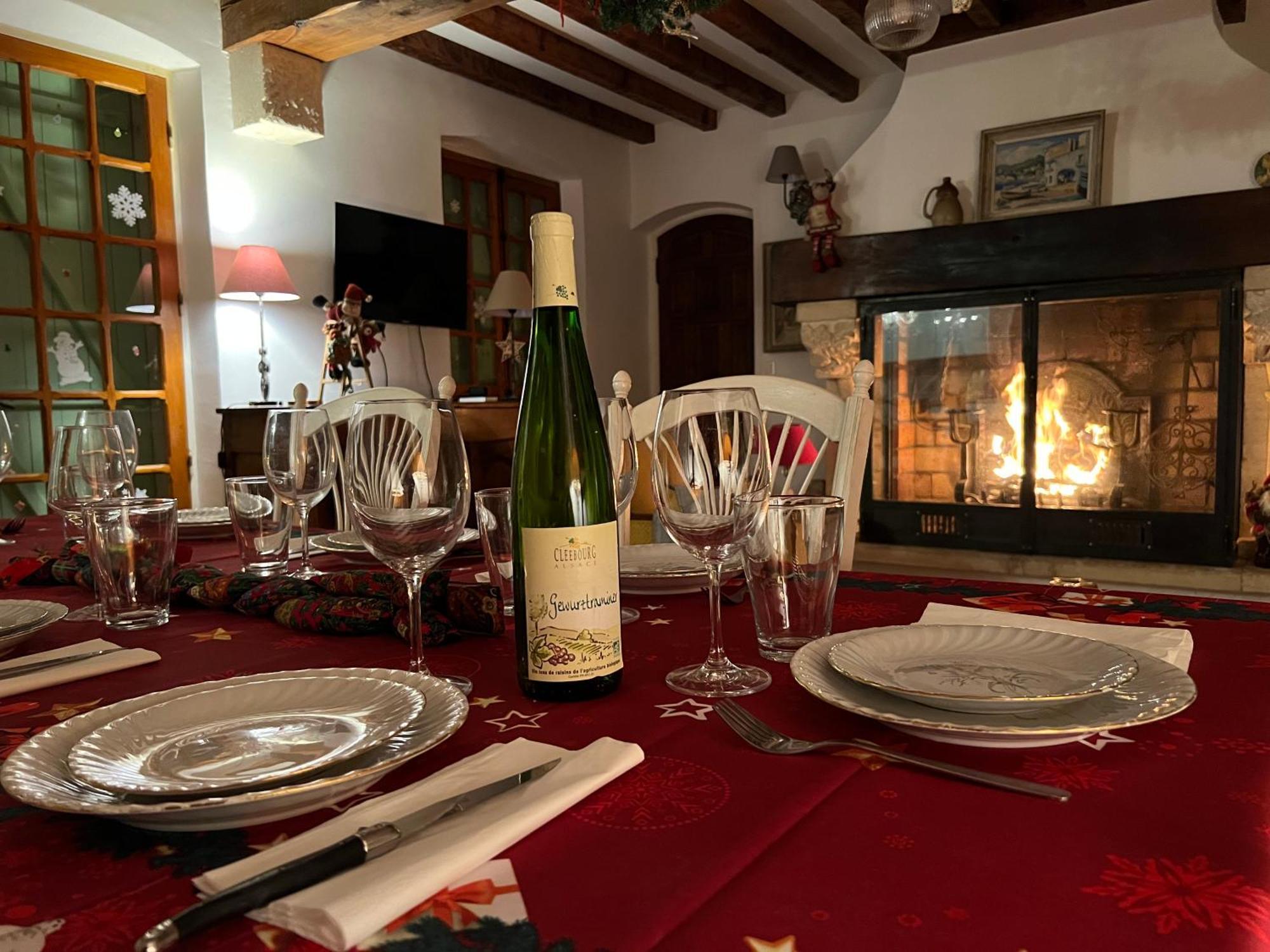 Jolie Maison En Plein Cœur Du Lubéron Hébergement de vacances Roussillon en Isere