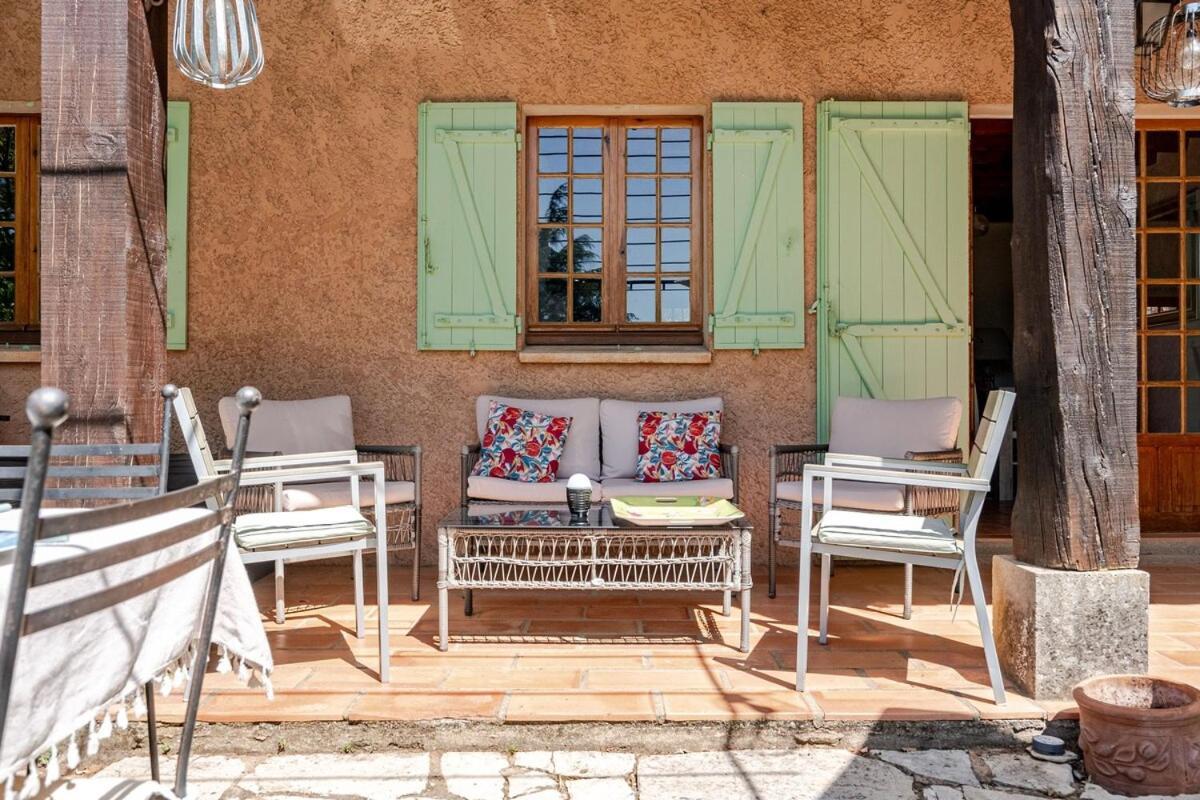 Hébergement de vacances Jolie Maison En Plein Cœur Du Lubéron *