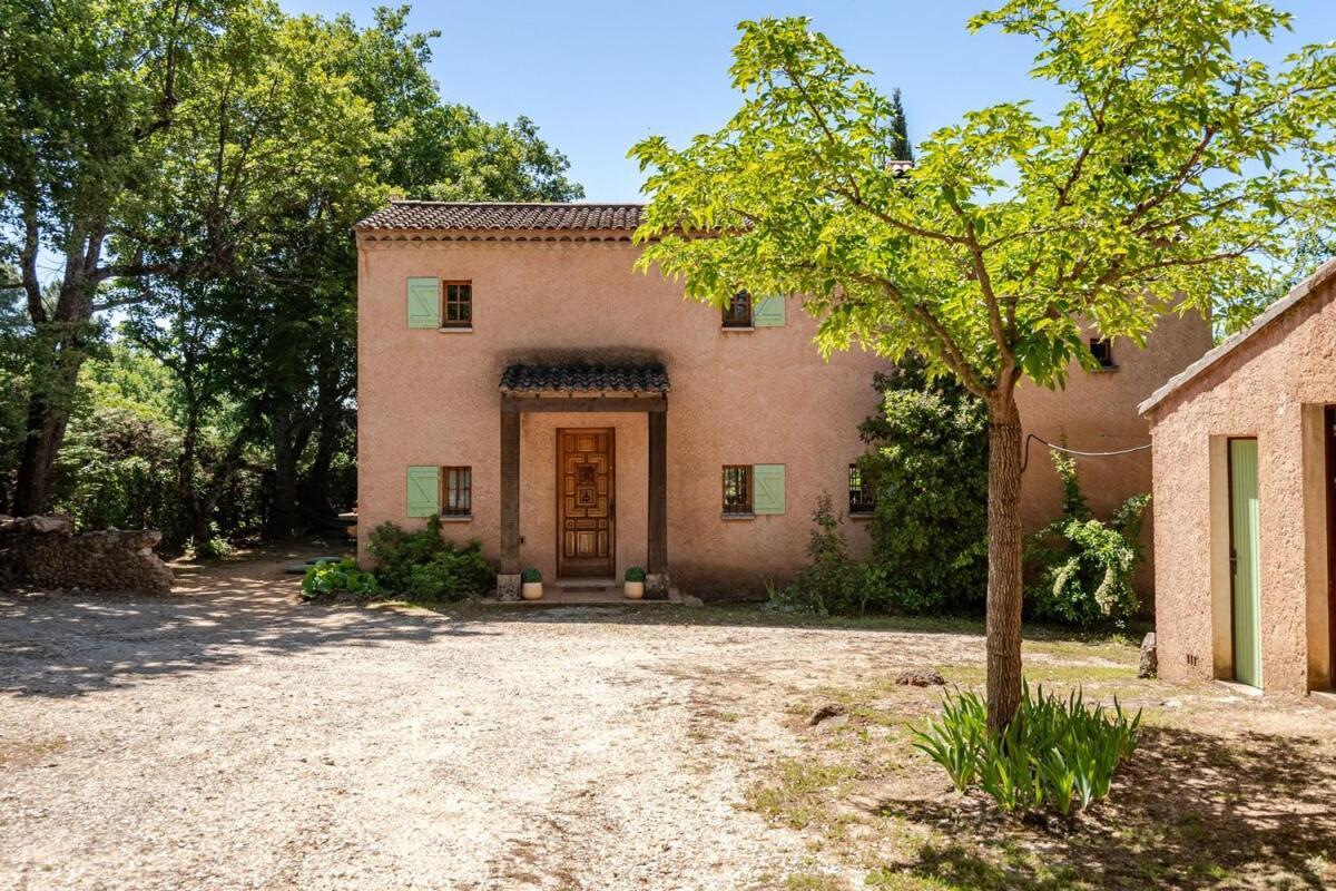 Jolie Maison En Plein Cœur Du Lubéron Roussillon en Isere
